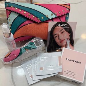 BeautyBio × G by Giuliana GloPRO &
Bright Eyes Patches Set with dermaroller- NEW